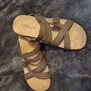 Bear Paw women's Kai sandals size 8